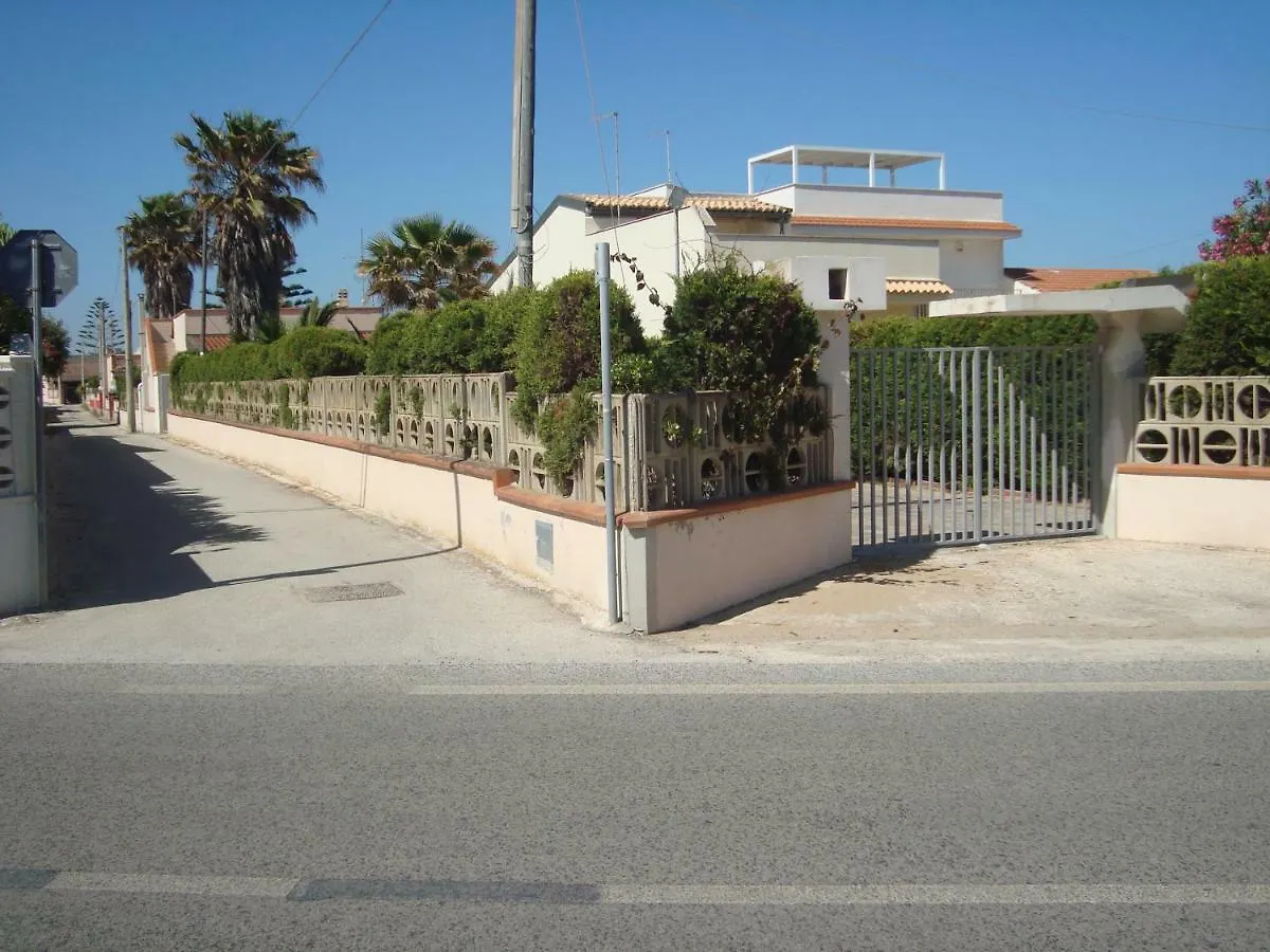 Villa Degli Angeli Santa Maria Del Focallo 0*,